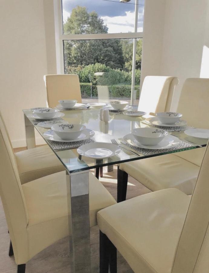 La Fontaine Court - Apartment Aldershot